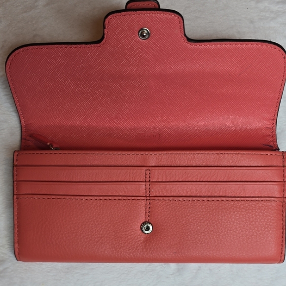 Coach Coral Leather Wallet - Picture 4 of 5